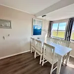 Luxus-haushaelfte-alte-remise-r2 Lejlighed Böhl