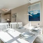Luxus-haushaelfte-alte-remise-r2 * Böhl